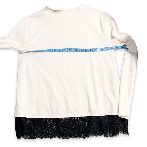 LOFT Outlet Light Sweater Winter White Cream Crew Neck Black Lace Hem Size Small - Picture 8 of 10